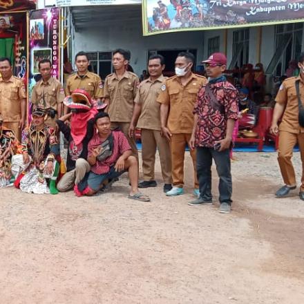 Kepala Desa Tri Karya Mulya meresmikan Pendirian Paguyuban Kesenian Kuda Lumping